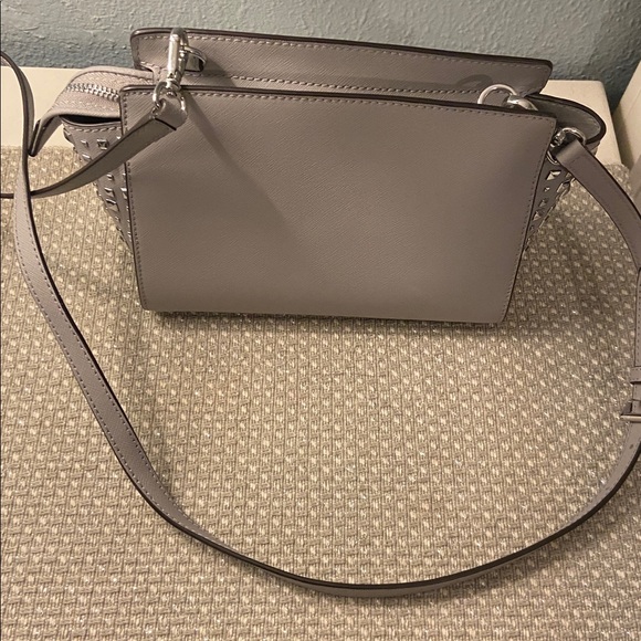 Michael Kors Light Gray Crossbody Bag - Picture 2 of 6